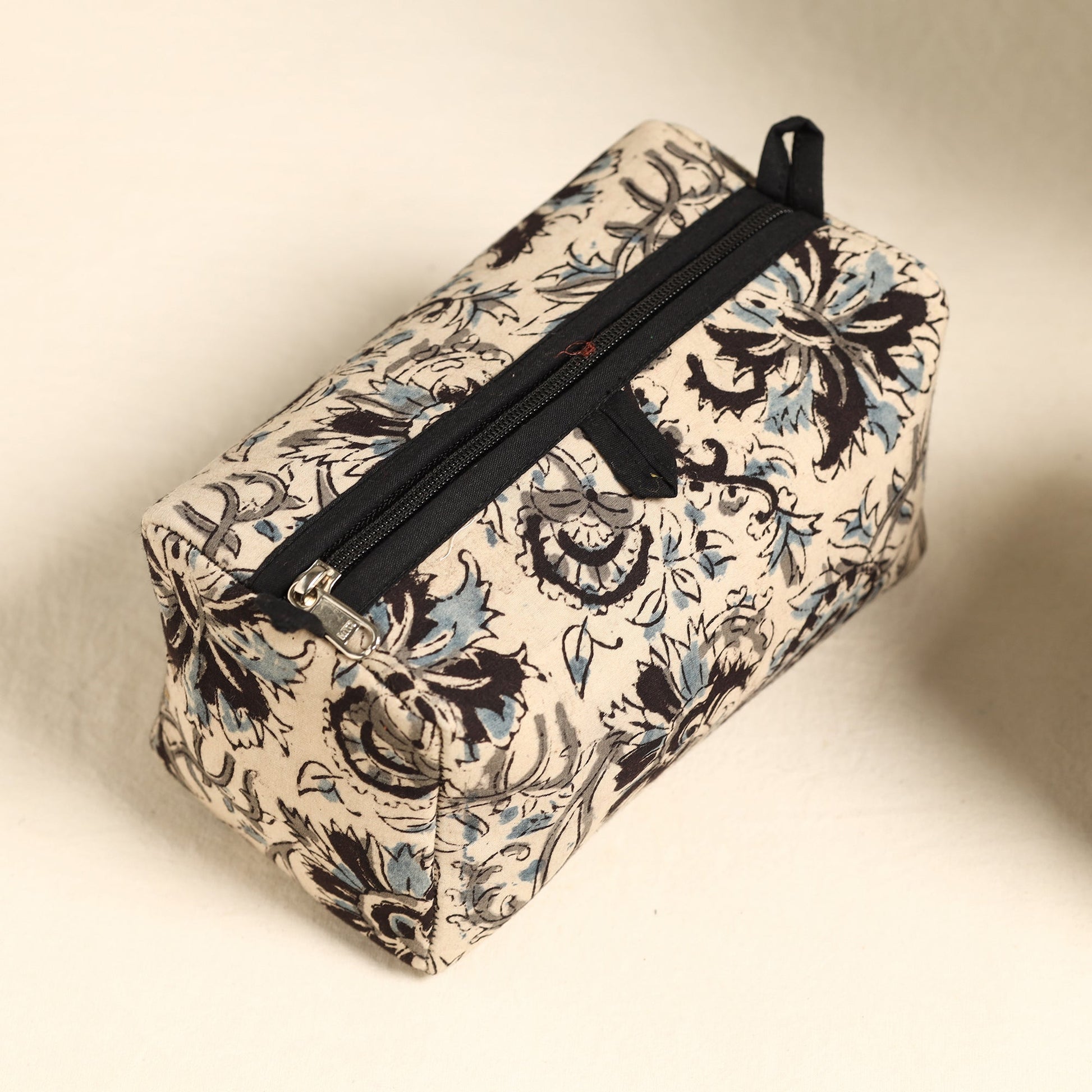 Beige - Handmade Cotton Toiletry Bags (Set of 3) 04