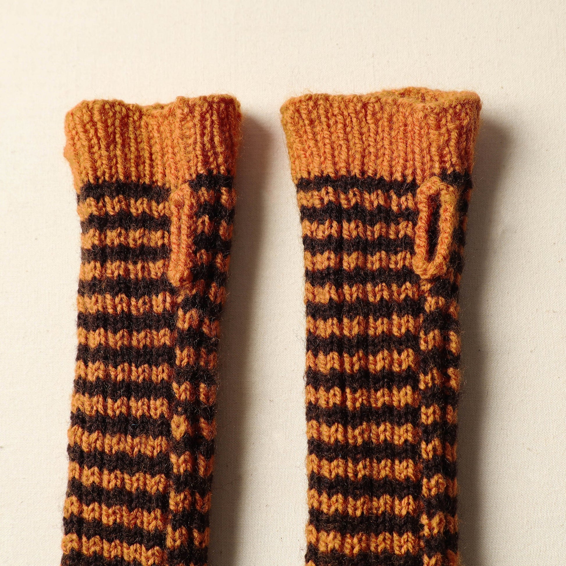 Brown - Kumaun Hand Knitted Woolen Hand Warmer 118