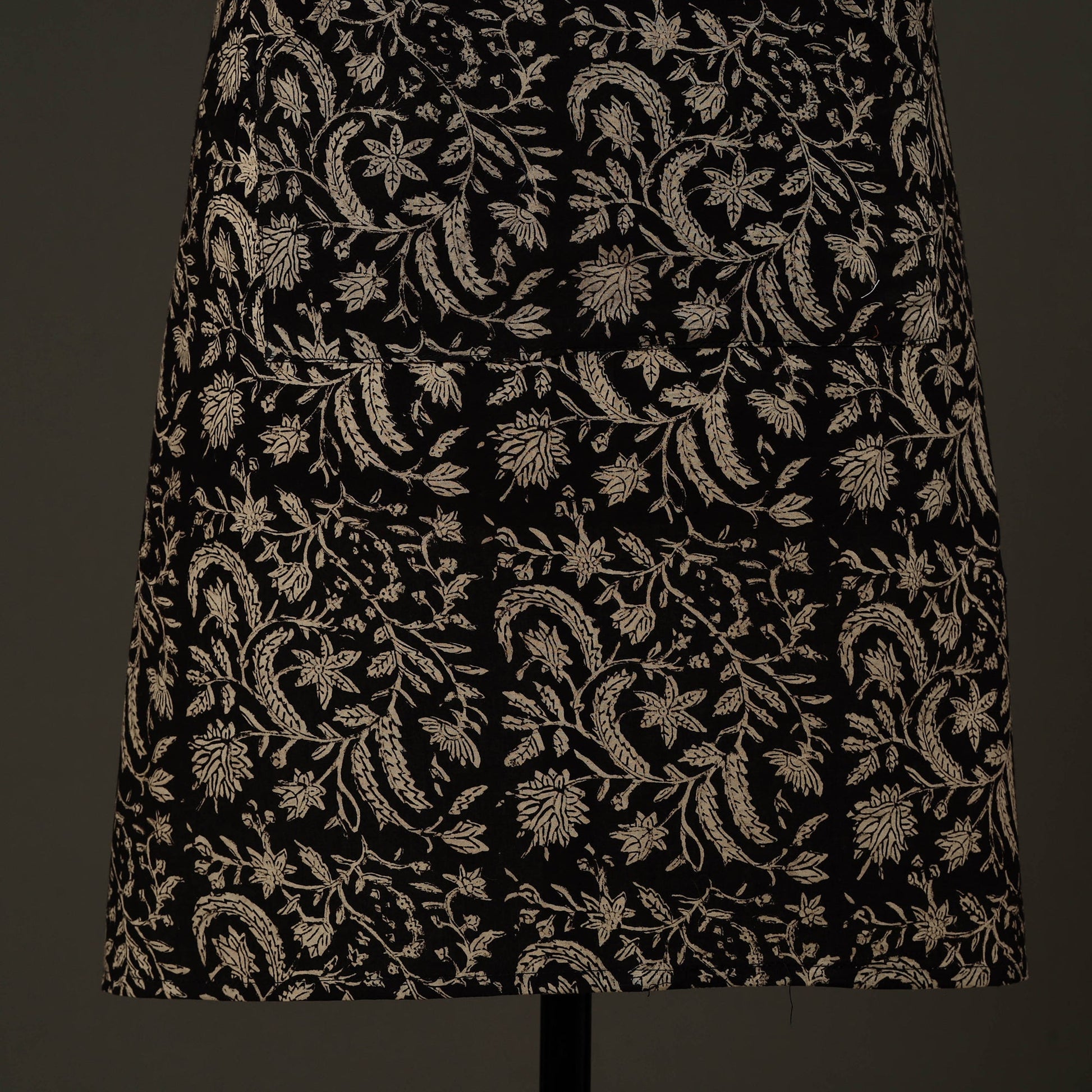 Black - Bagru Block Print Cotton Apron with Pocket 08