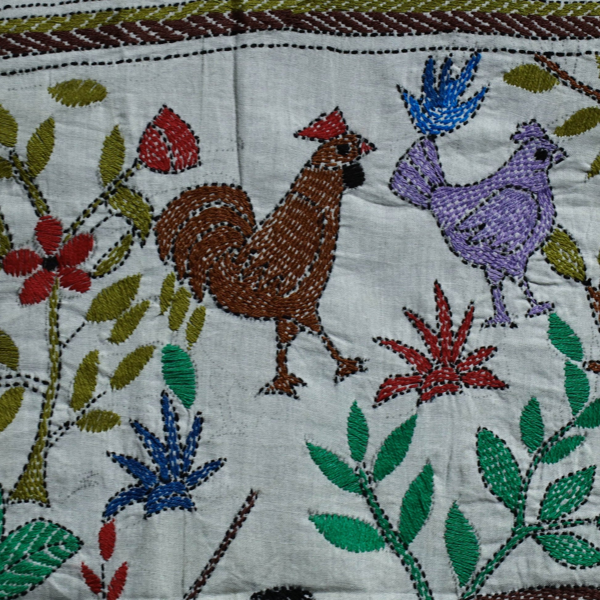 Bengal Kantha Hand Embroidery Cotton Wall Hanging (35 x 38 in)