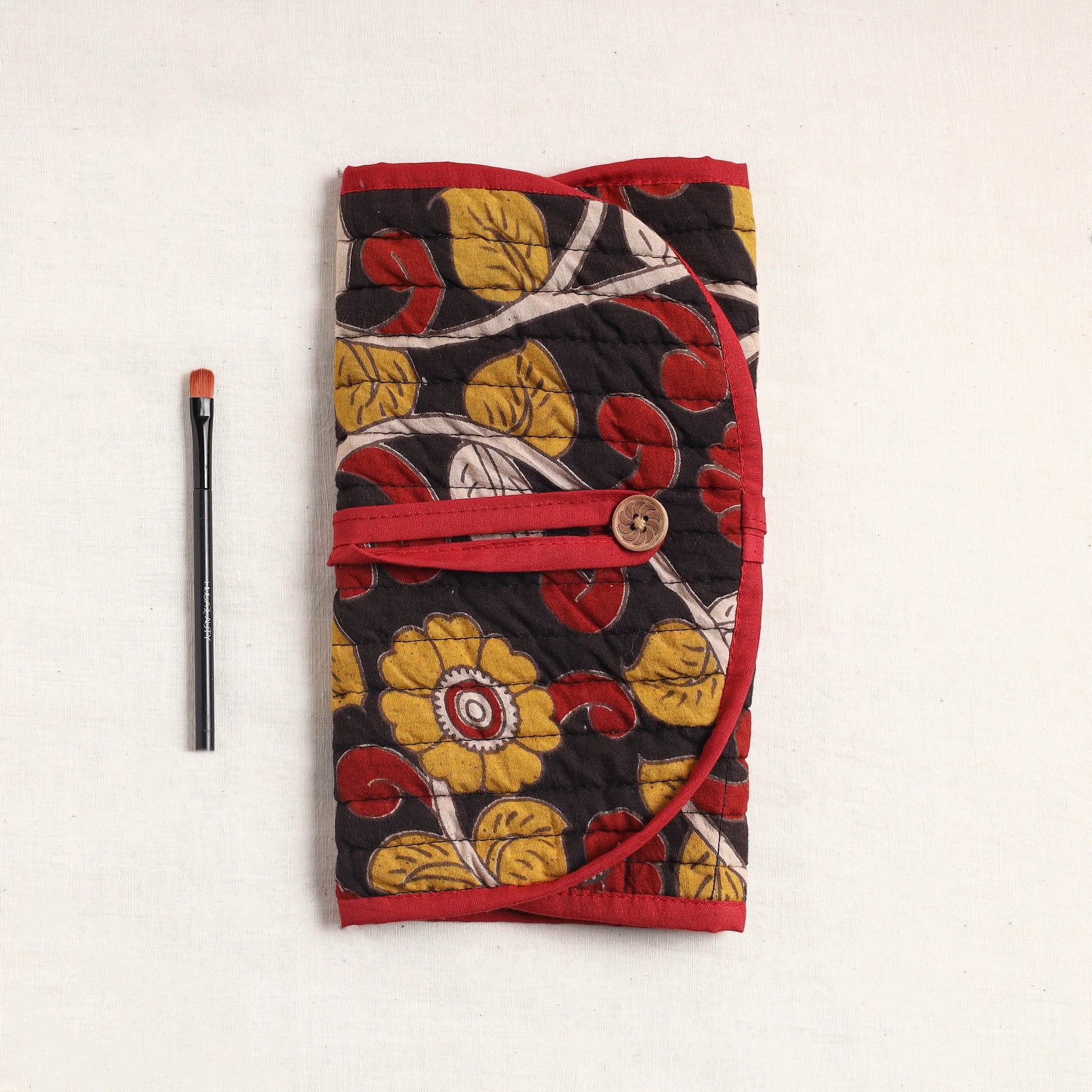 Black - Kalamkari Fabric Multipurpose Segmented Make-up Brush Wrap Pouch/Case