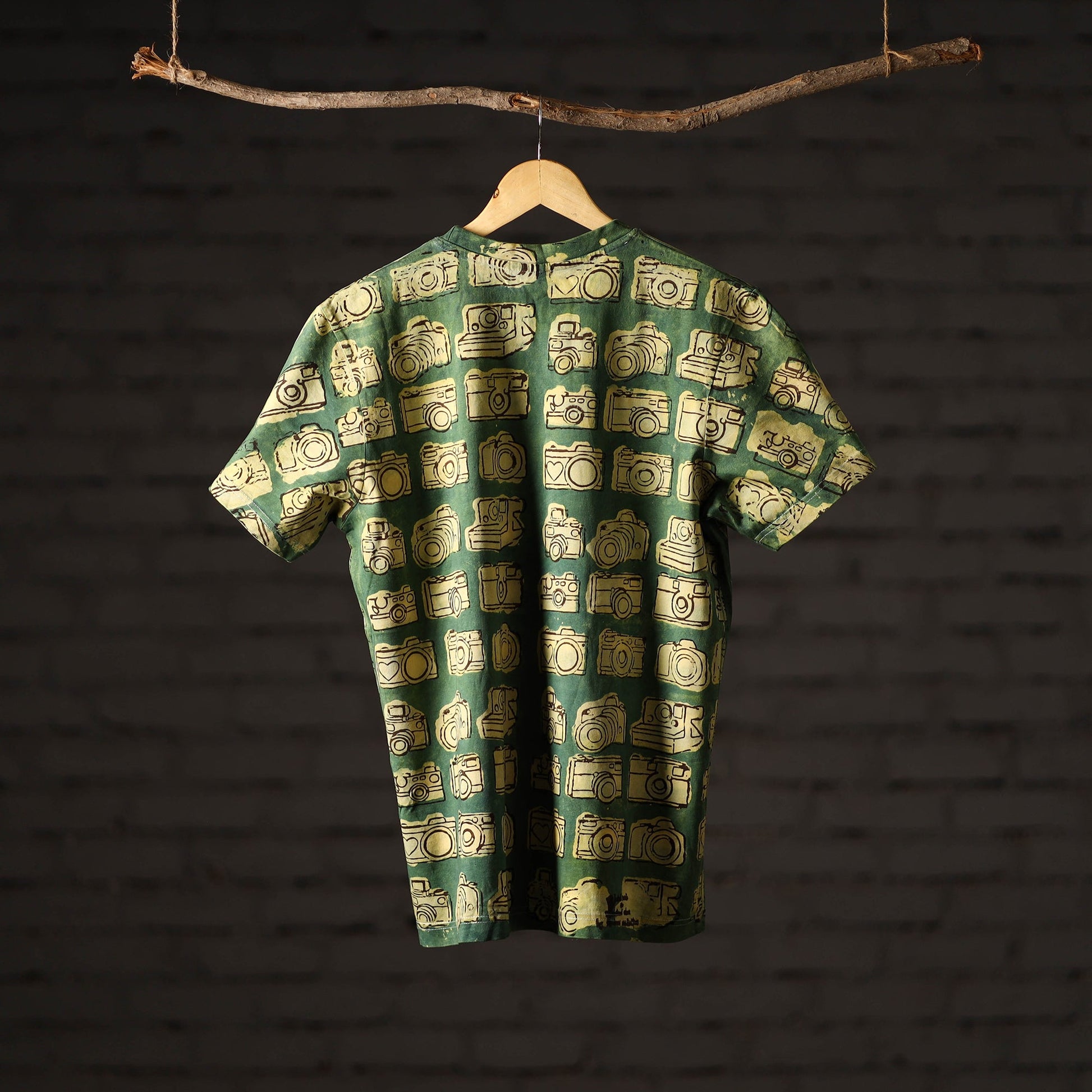 Bindaas Block Art Printed Cotton Unisex Round Neck T-shirt 29