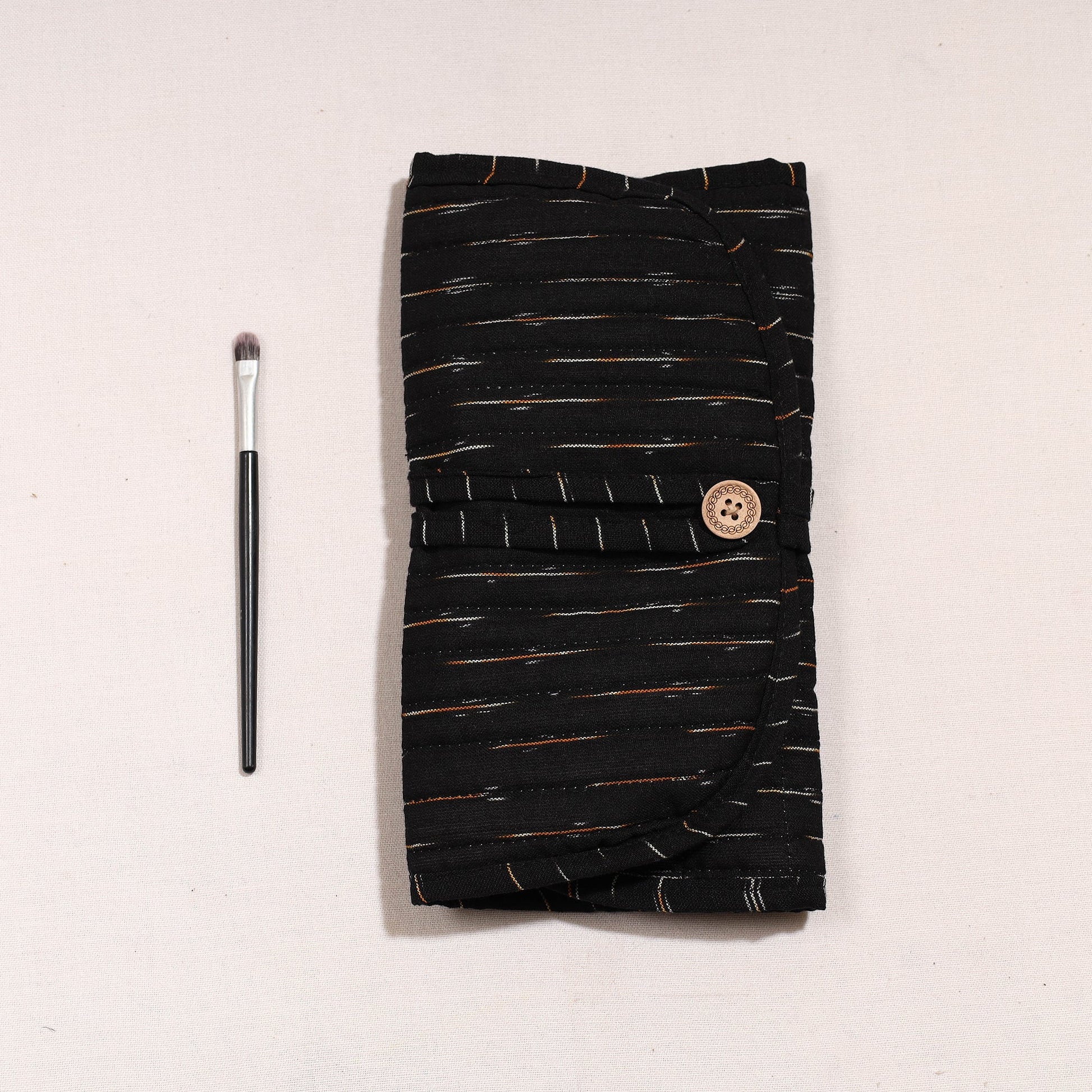Black - Ikat Fabric Multipurpose Segmented Make-up Brush Wrap Pouch/Case