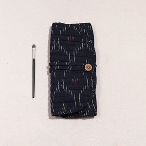 Black - Ikat Fabric Multipurpose Segmented Make-up Brush Wrap Pouch/Case