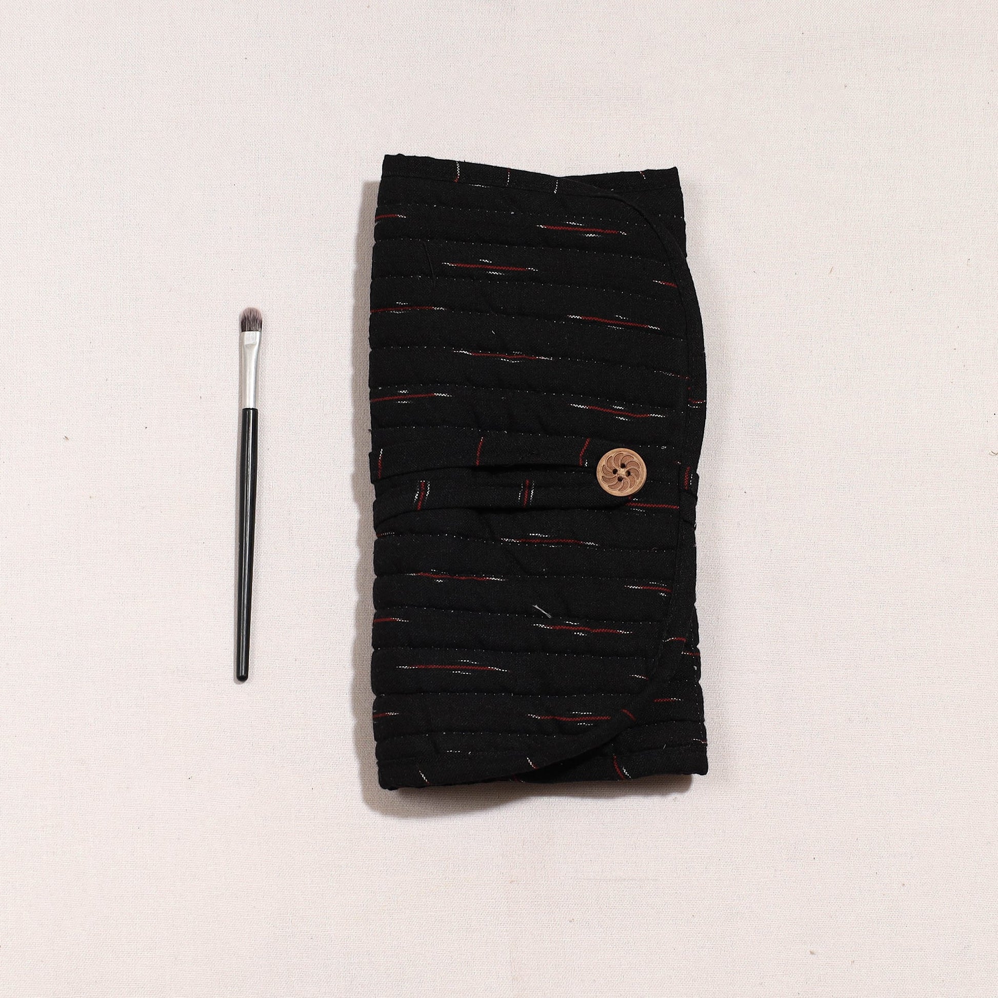 Black - Ikat Fabric Multipurpose Segmented Make-up Brush Wrap Pouch/Case