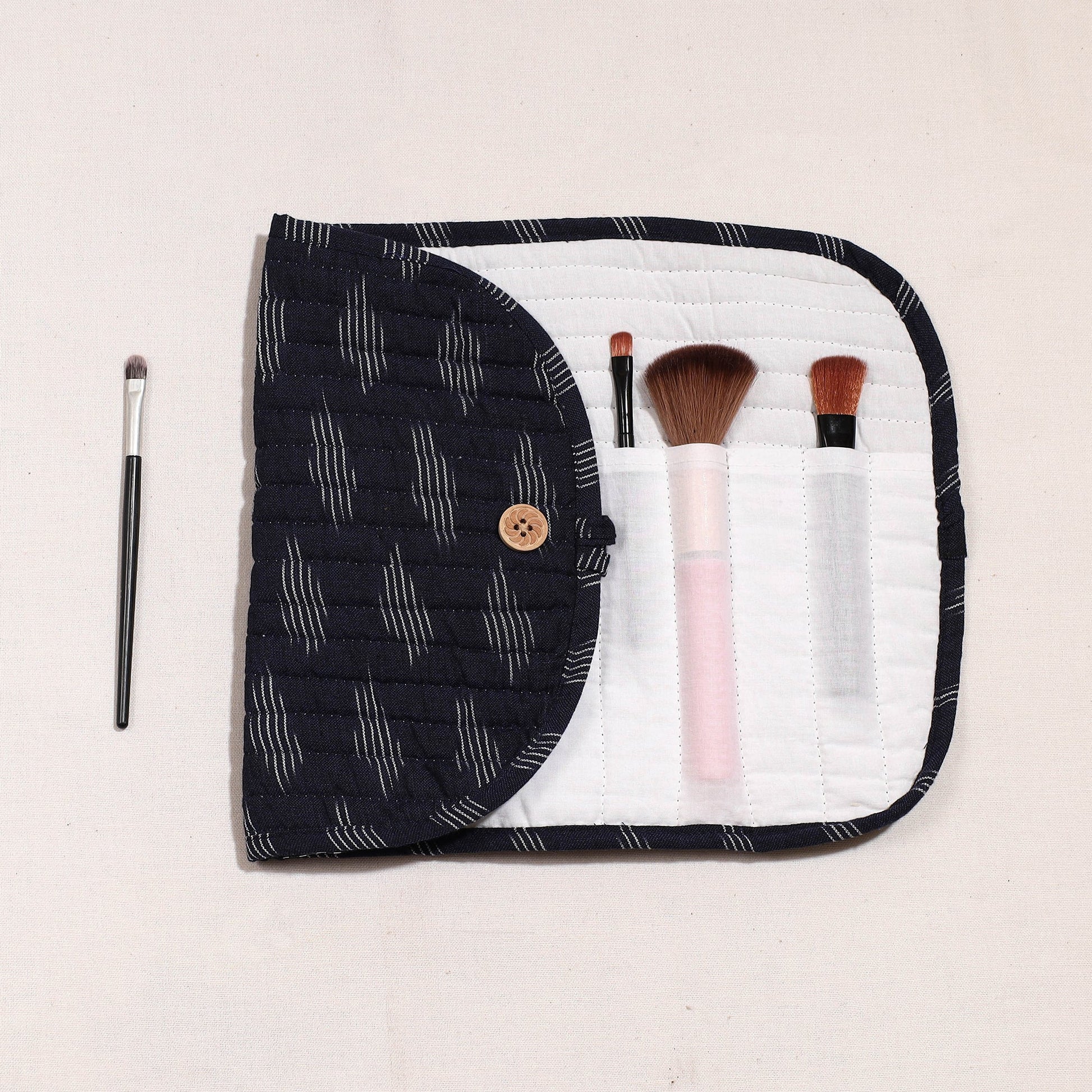 Black - Ikat Fabric Multipurpose Segmented Make-up Brush Wrap Pouch/Case