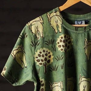 Bindaas Block Art Printed Cotton Unisex Round Neck T-shirt 15