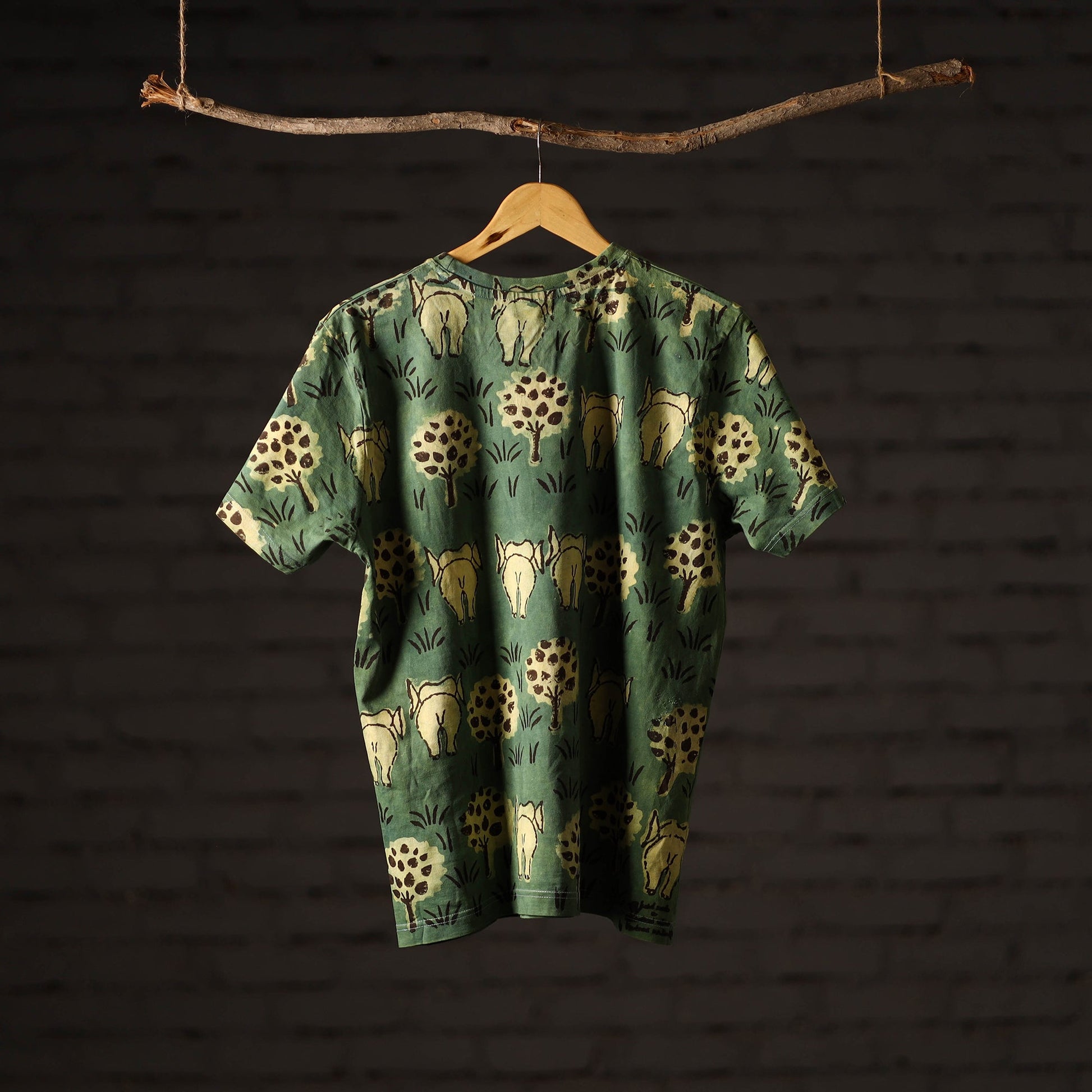 Bindaas Block Art Printed Cotton Unisex Round Neck T-shirt 15