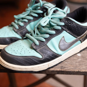 Nike SB Dunk Low Diamond Supply Co.