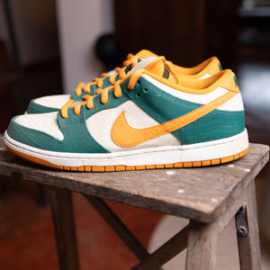 Nike SB Dunk Low Legion Pine Kumquat