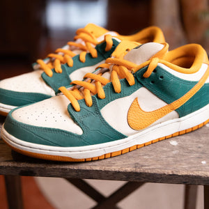 Nike SB Dunk Low Legion Pine Kumquat