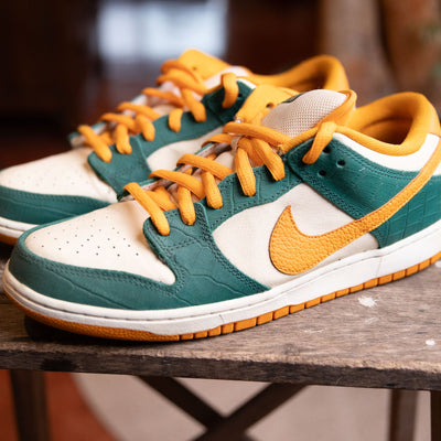Nike SB Dunk Low Legion Pine Kumquat