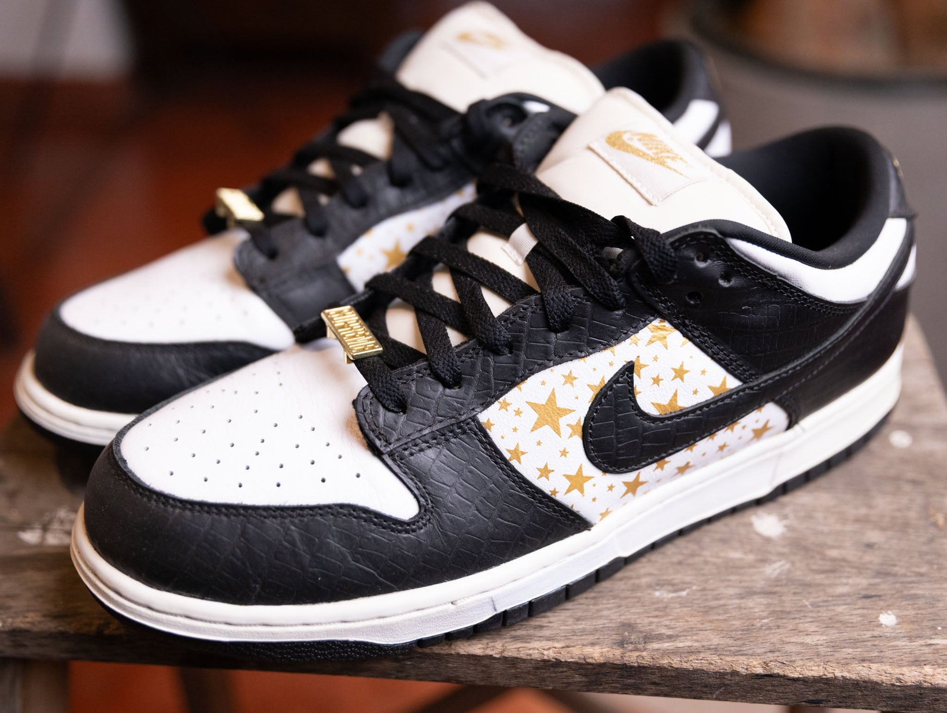 Nike SB Dunk Low Supreme Stars Black 2021