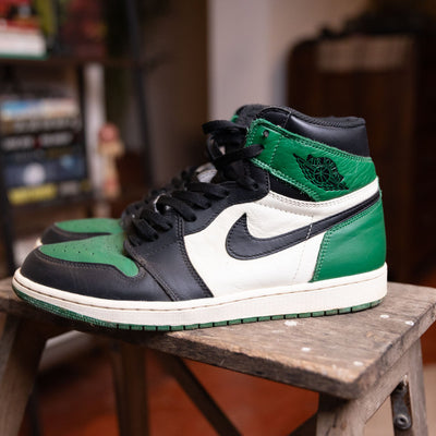 Nike Air Jordan 1 Retro High OG Pine Green