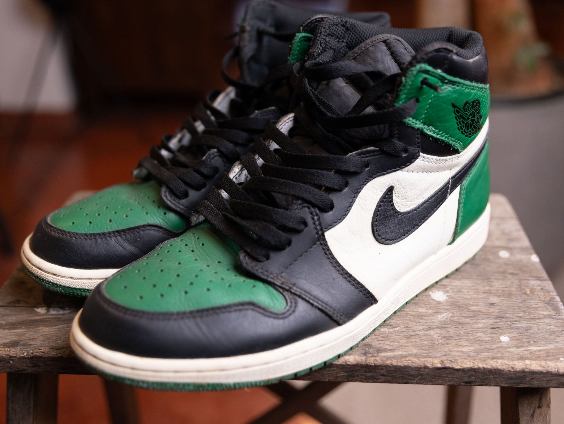 Nike Air Jordan 1 Retro High OG Pine Green