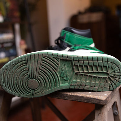 Nike Air Jordan 1 Retro High OG Pine Green