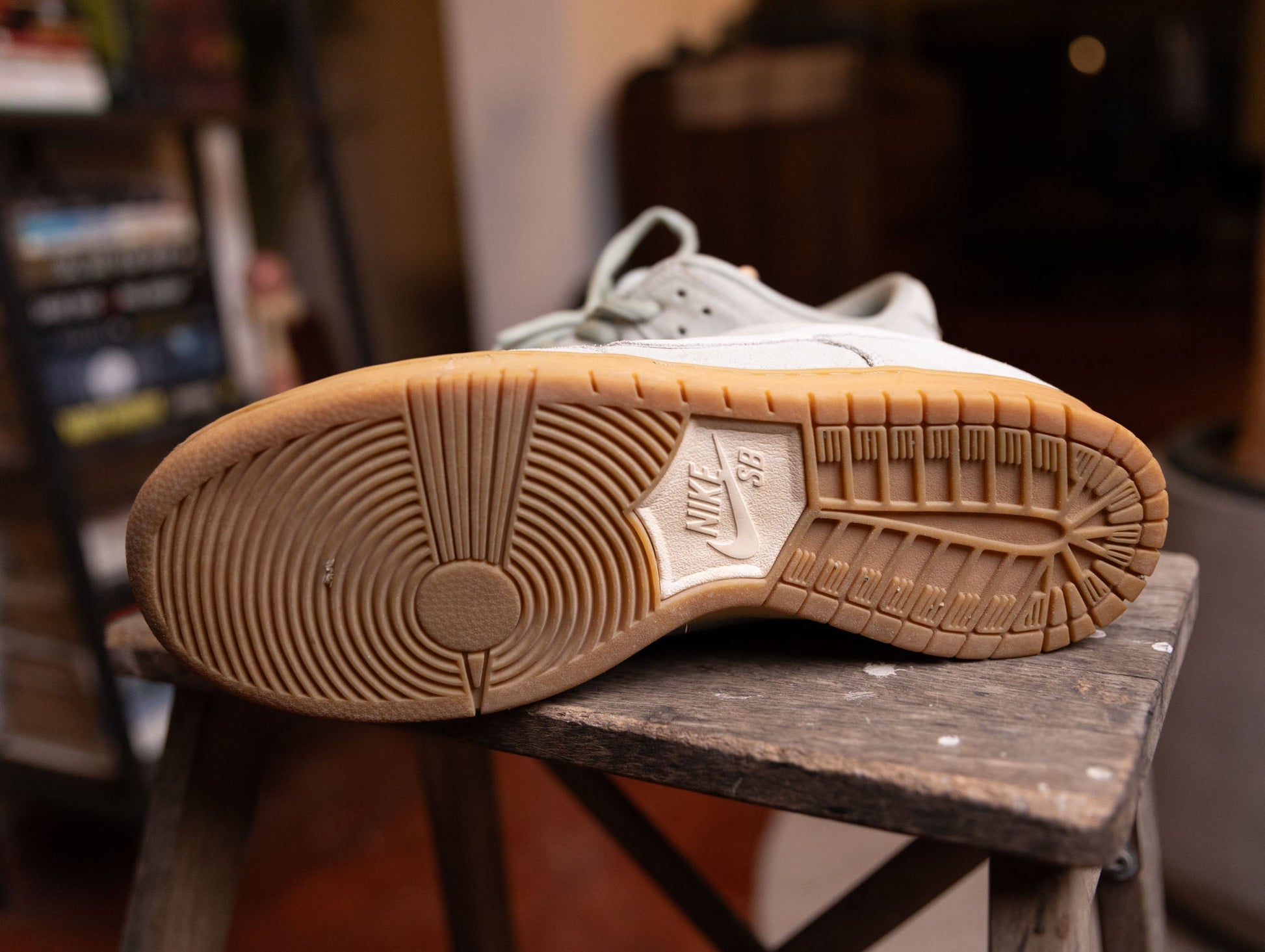 Nike SB Dunk Low 'Island Green Gum'