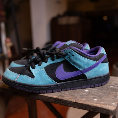 Nike SB Dunk Low Skeletor