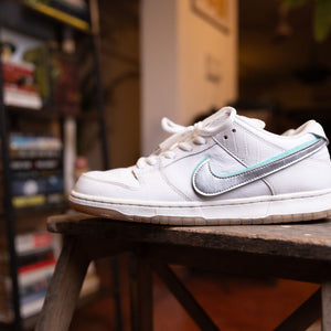 Nike SB Dunk Low x Diamond Supply Co. White Diamond