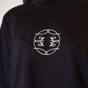 MONOGRAM IN BLACK