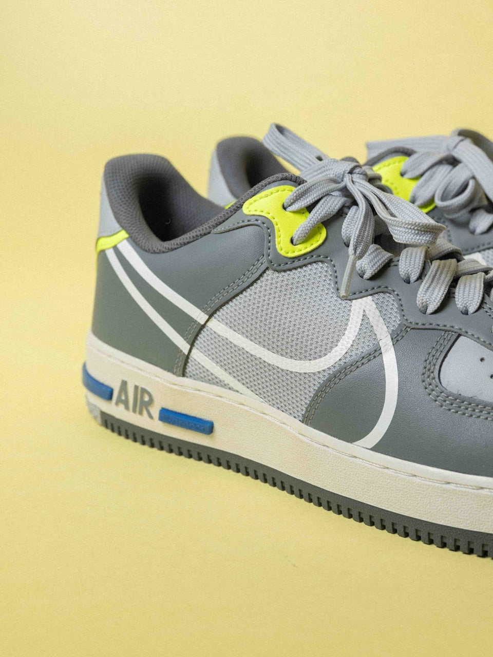 Nike Air Force 1 React Wolf Grey