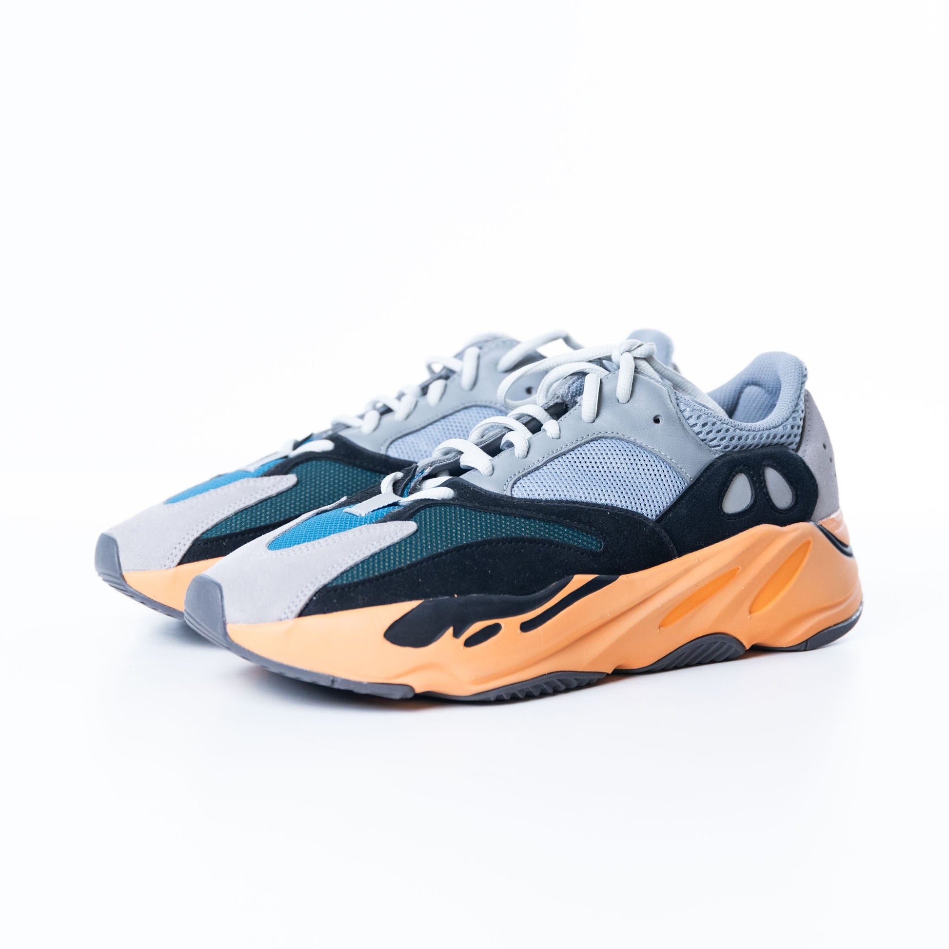 Adidas Yeezy boost 700 Wash Orange
