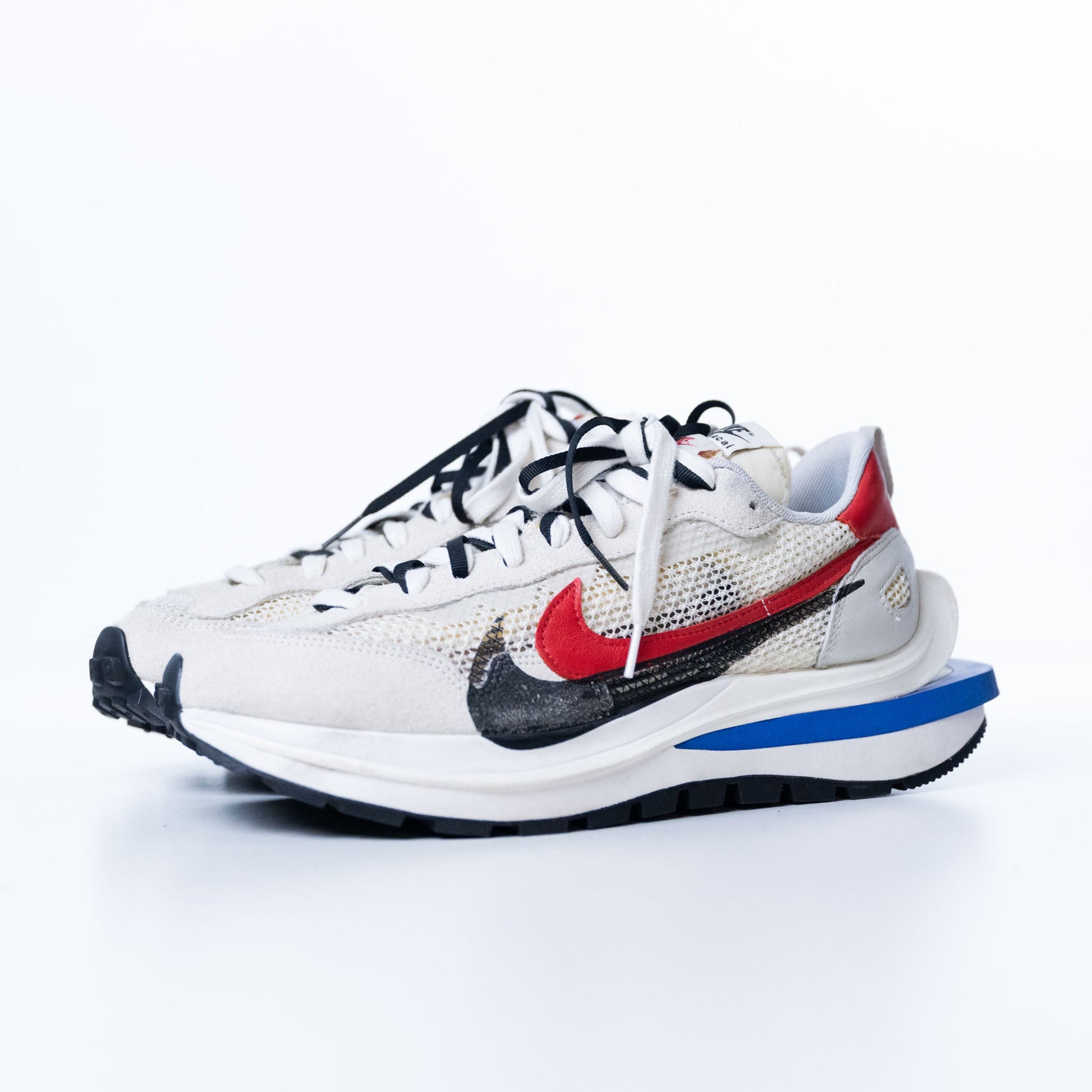 Nike Sacai Vaporwaffle Royal Fuchsia
