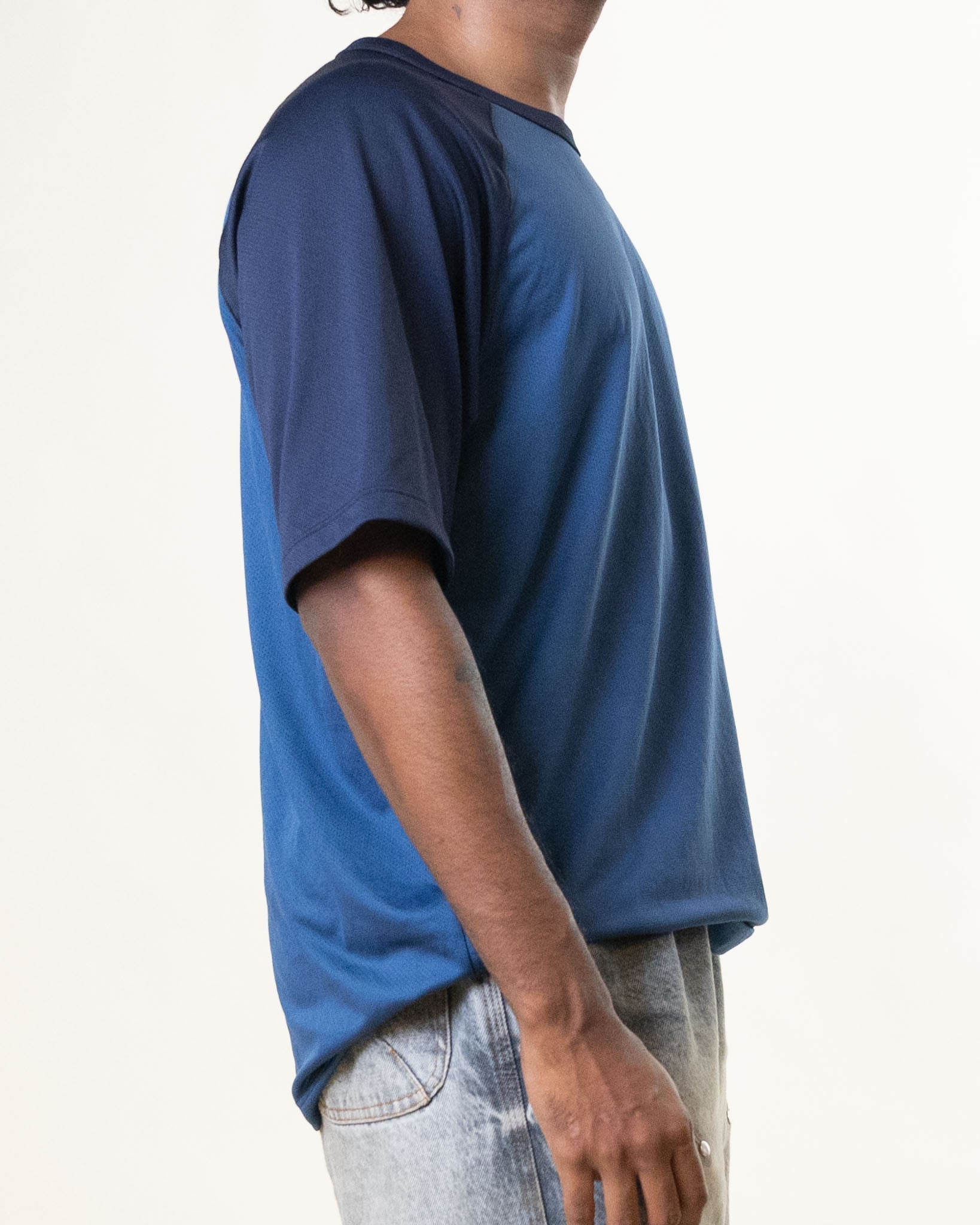 Uniqlo Raglan Sleeve Jersey