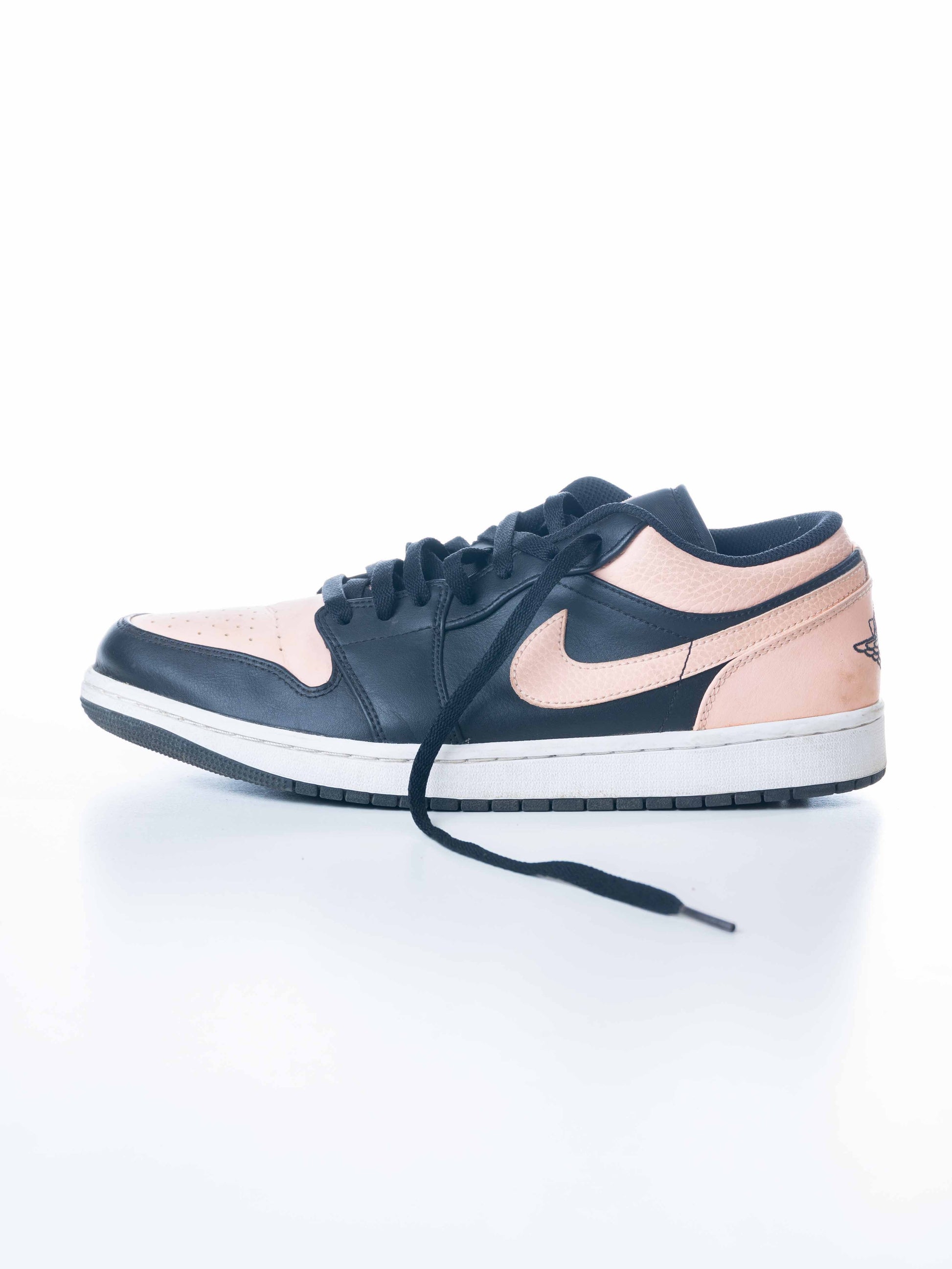 Nike Air Jordan 1 Low 'Crimson Tint'