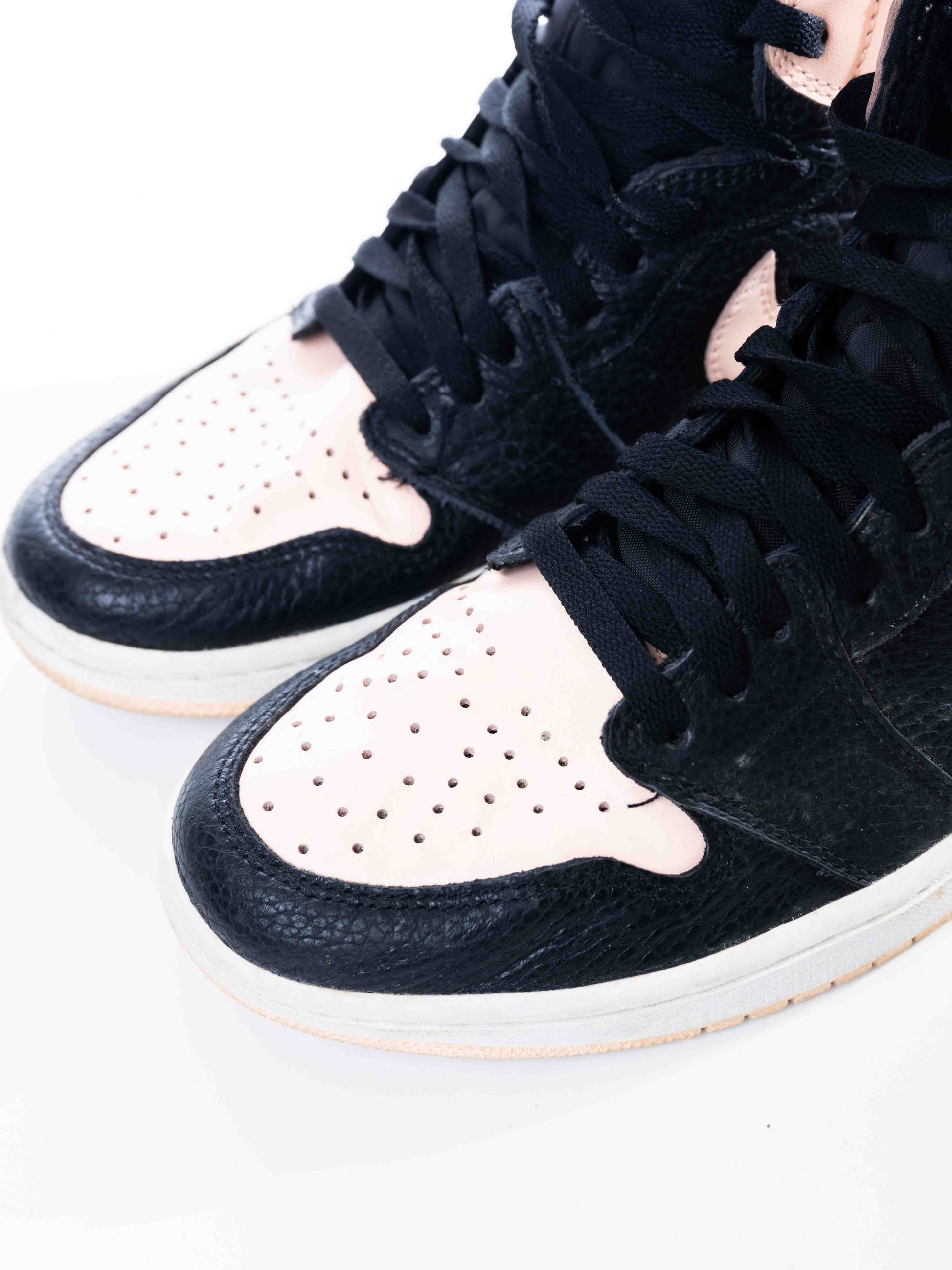 Nike Air Jordan 1 Retro High Black Crimson Tint