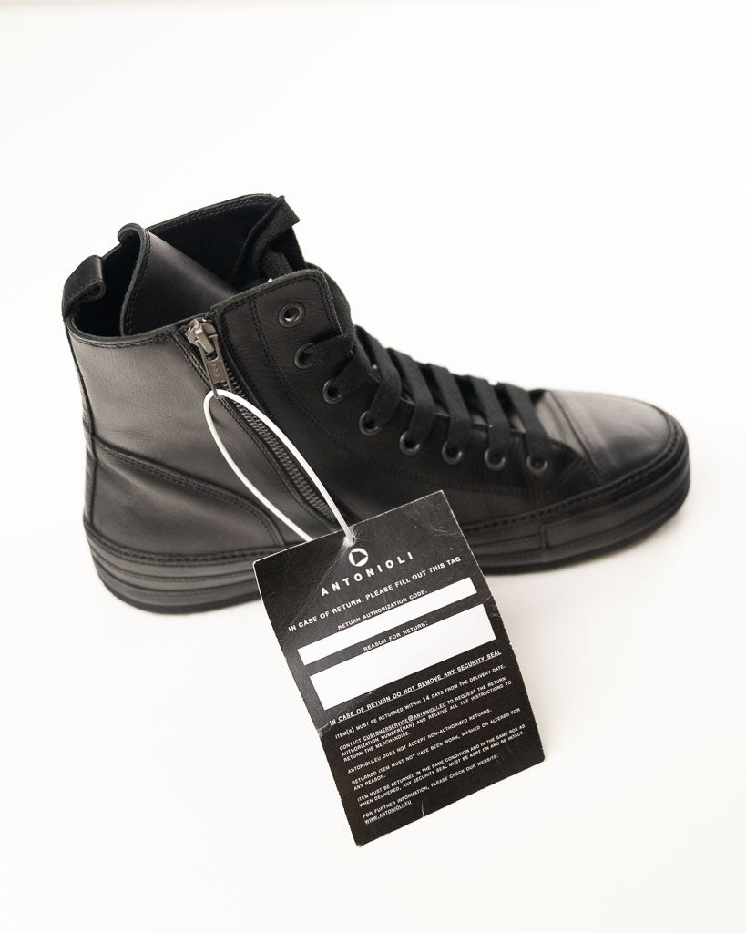 Ann Demeulemeester Men's Raven Sneakers - Black