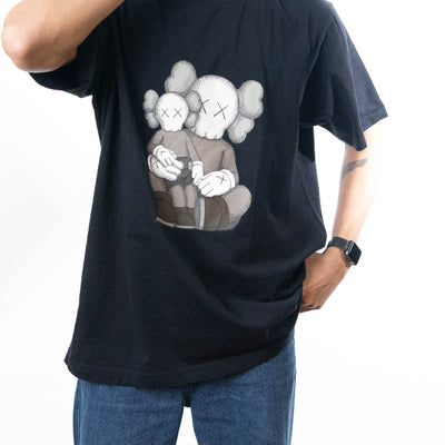 Kaws x Uniqlo UT Graphic T-Shirt - Black