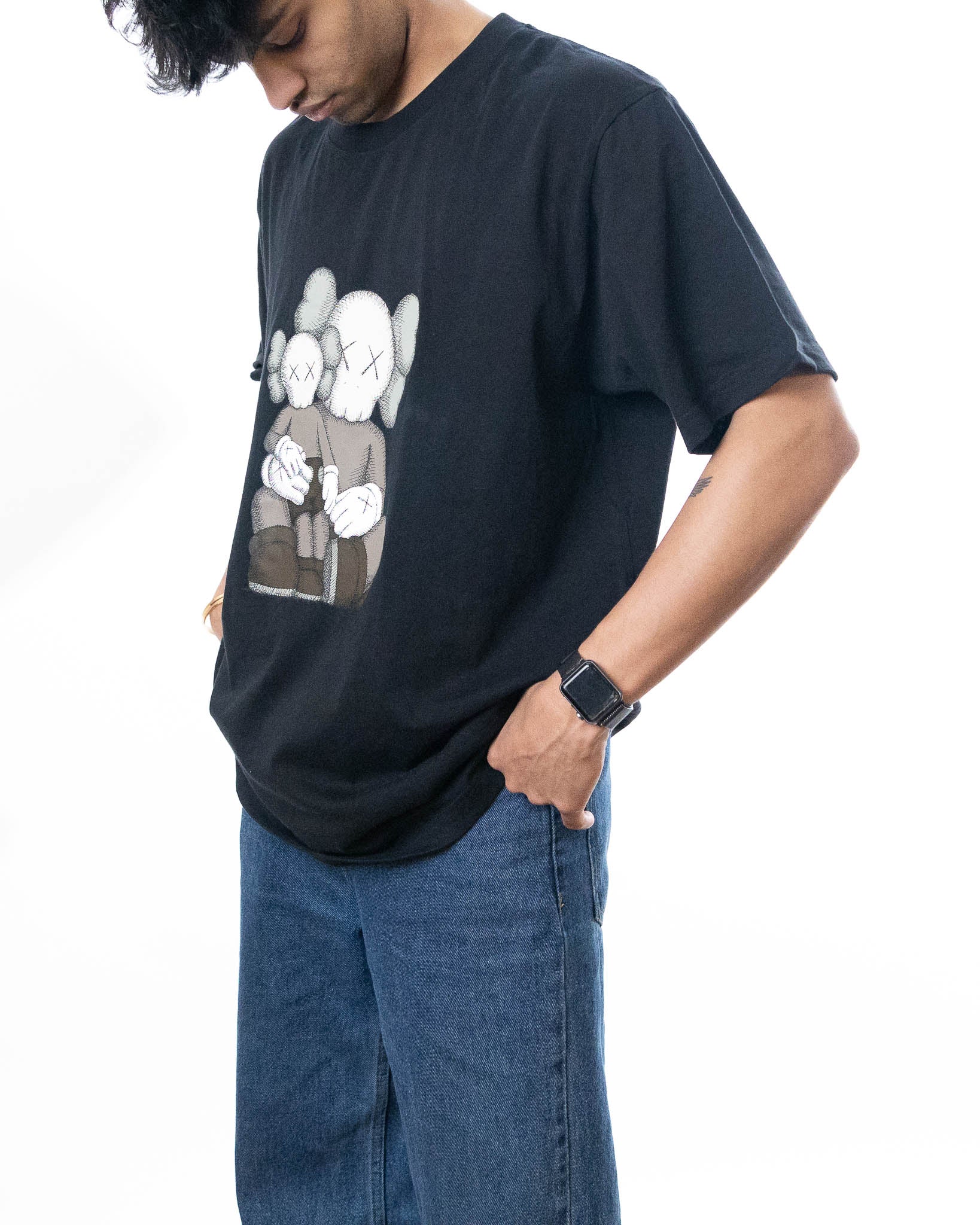 Kaws x Uniqlo UT Graphic T-Shirt - Black