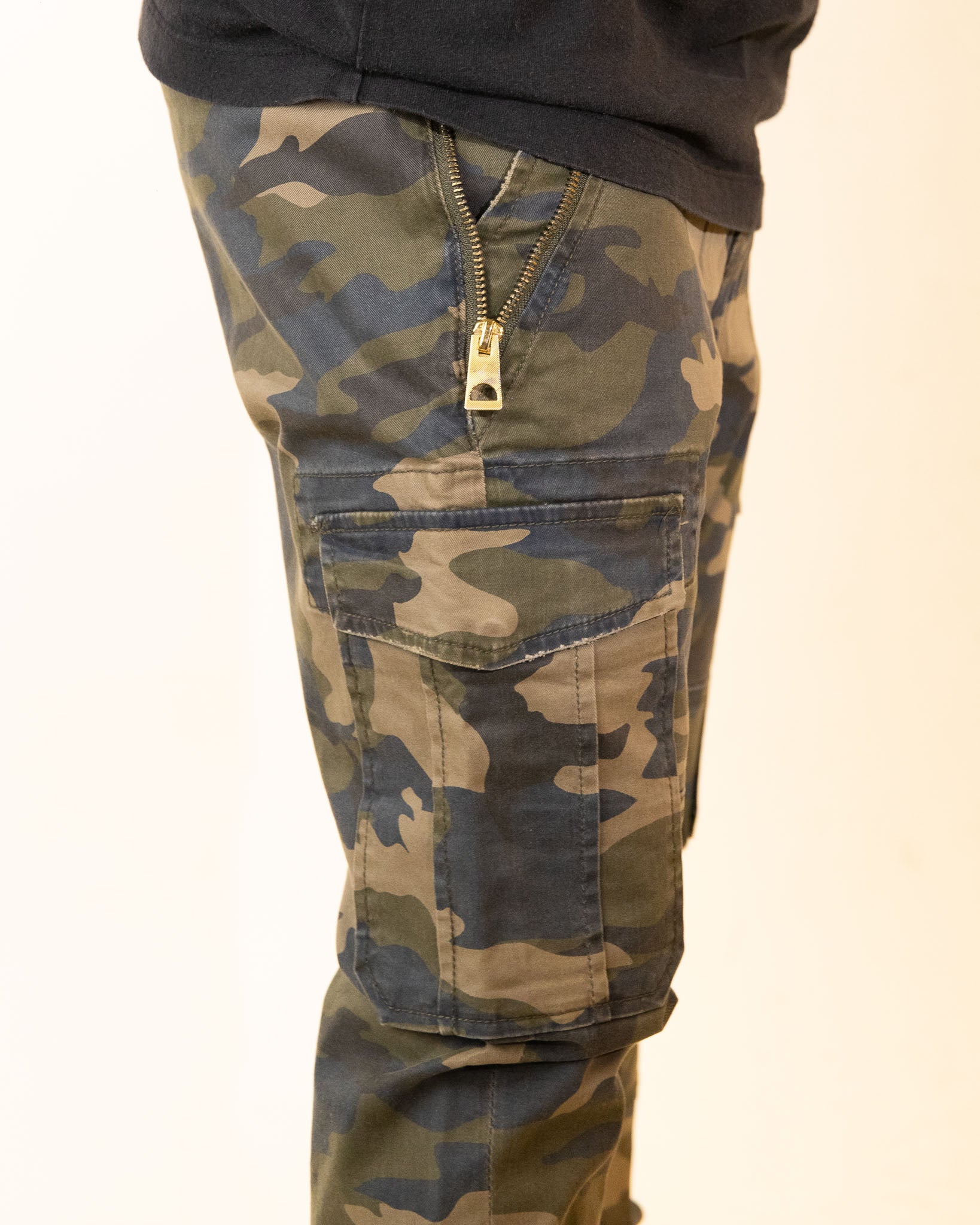 Guess Los Angeles Utility Fit Military Cargo Pant