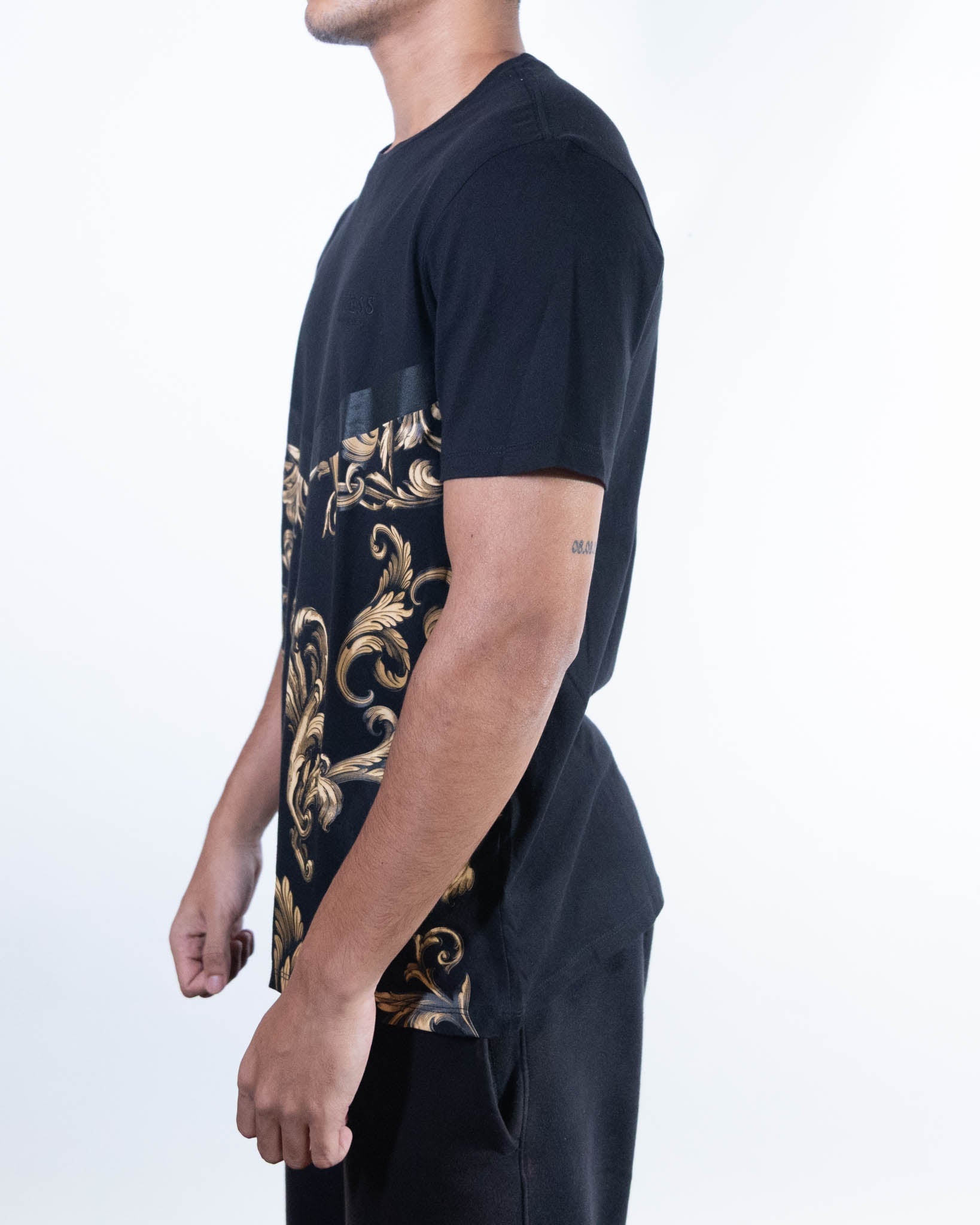 Guess Gold Black T-Shirt