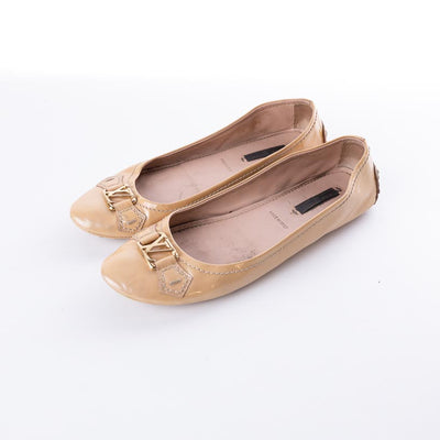 Louis Vuitton Beige Patent Leather Oxford Ballet Flats