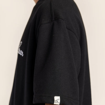 BLACK SIGNATURE TEE