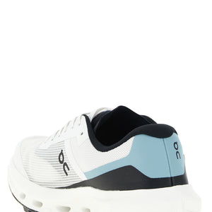 On Cloudvista 3 Sneakers