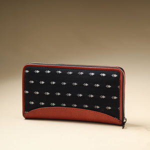 Black - Handcrafted Jacquard Weave Leather Wallet