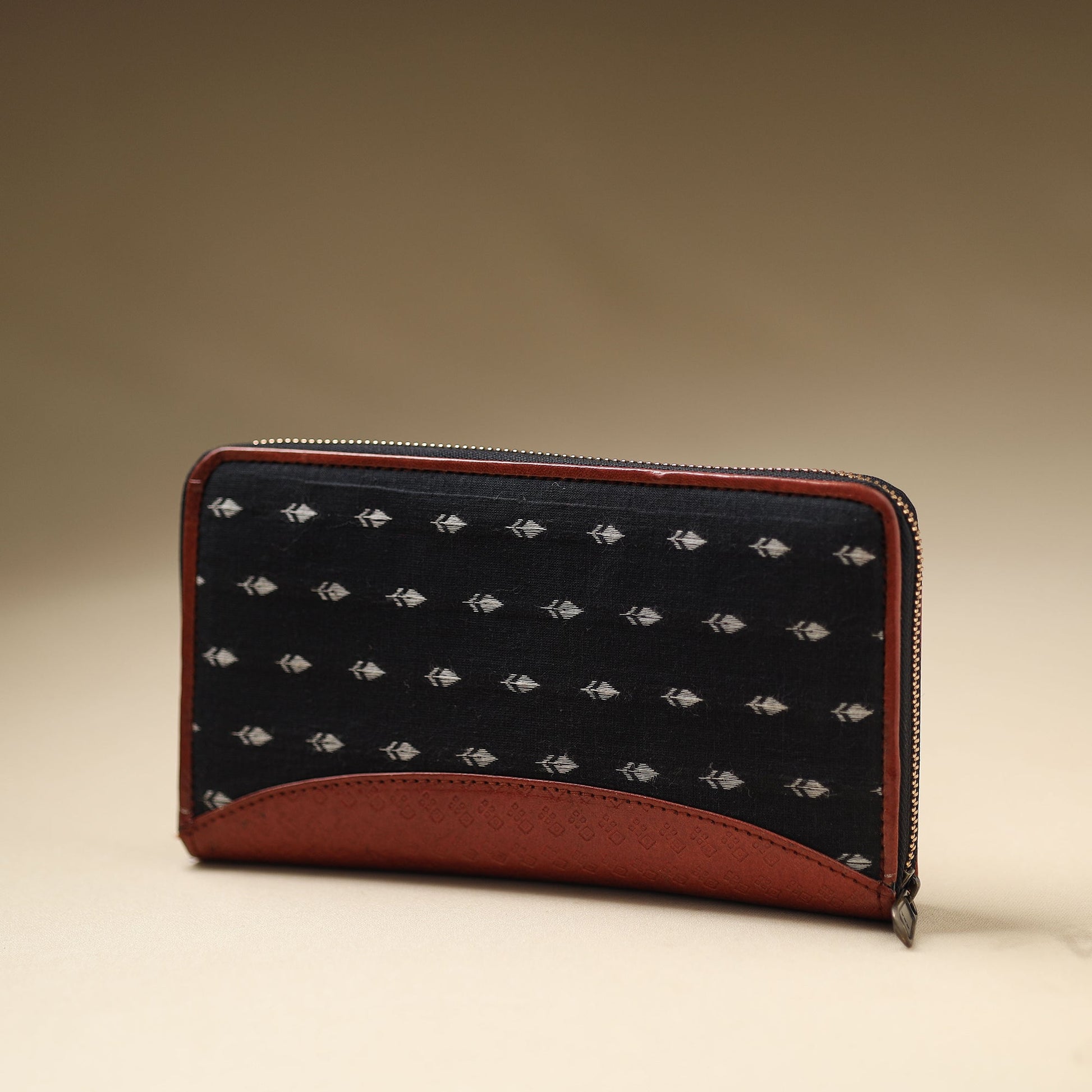 Black - Handcrafted Jacquard Weave Leather Wallet