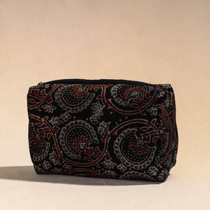 Black - Handmade Cotton Toiletry Pouch 02
