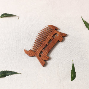 Bijnor Hand Carved Sheesham Wood Comb (Medium)