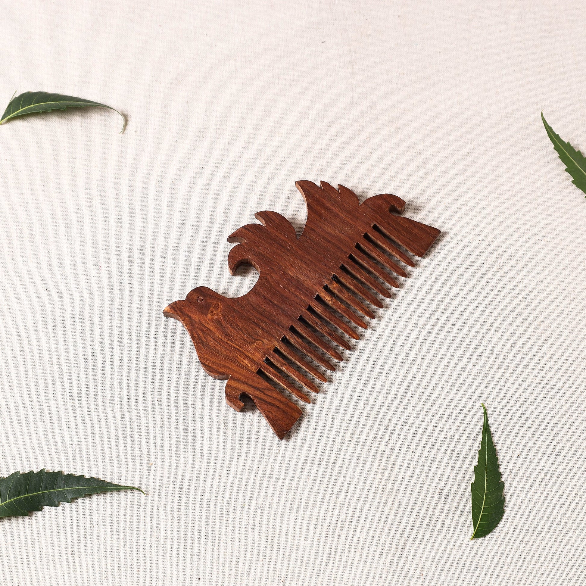 Bijnor Hand Carved Sheesham Wood Comb (Medium)