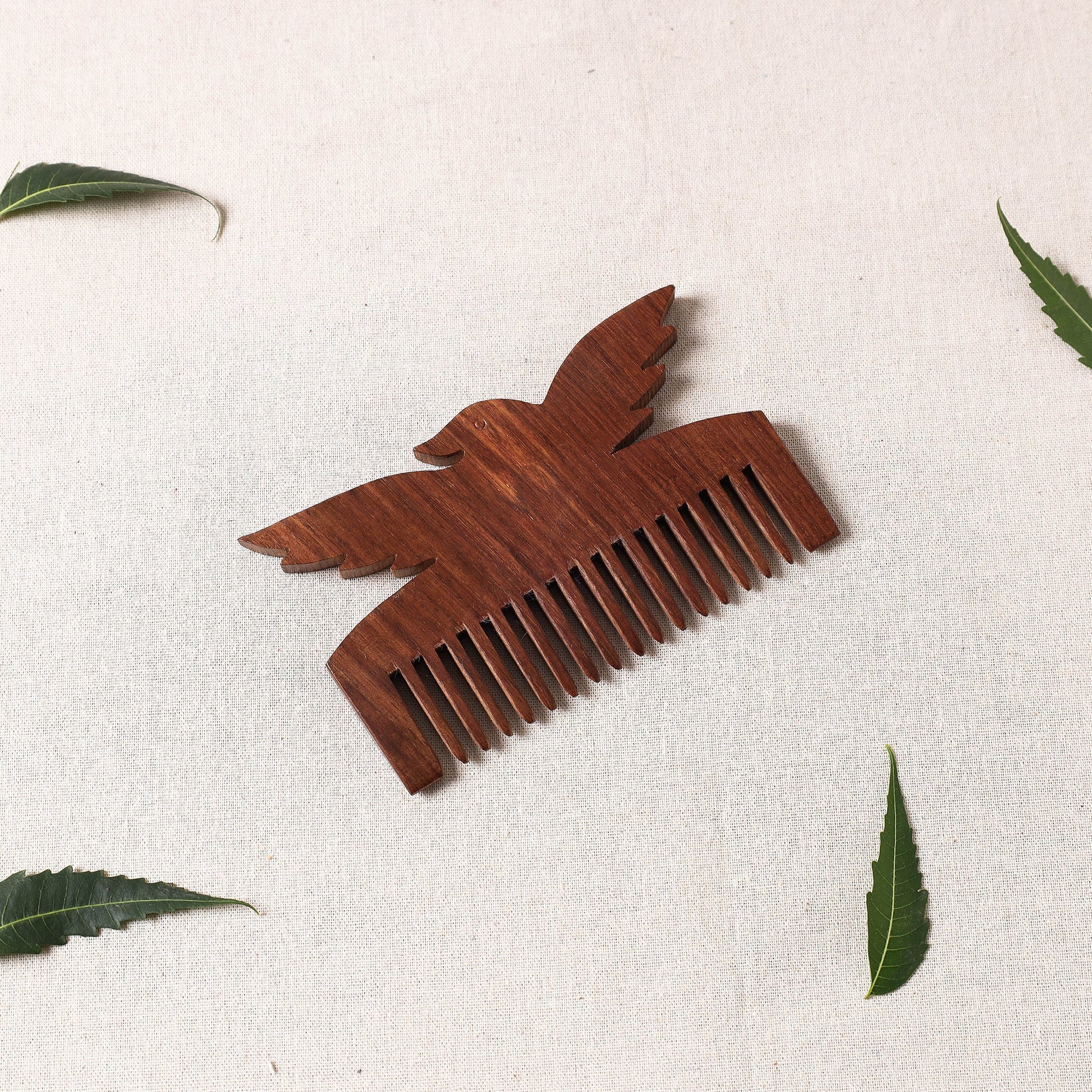 Bijnor Hand Carved Sheesham Wood Comb (Medium)