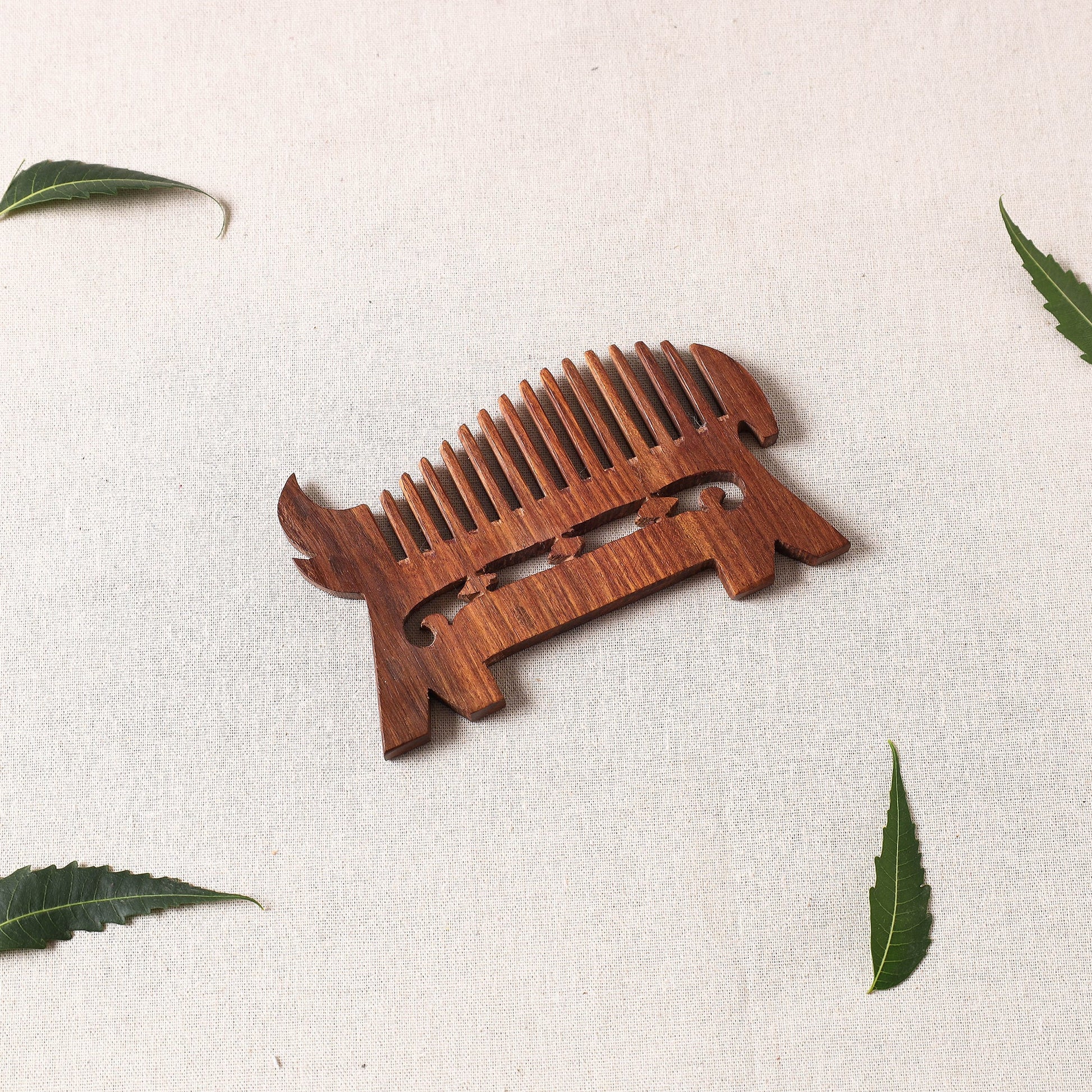 Bijnor Hand Carved Sheesham Wood Comb (Medium)