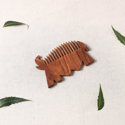 Bijnor Hand Carved Sheesham Wood Comb (Medium)