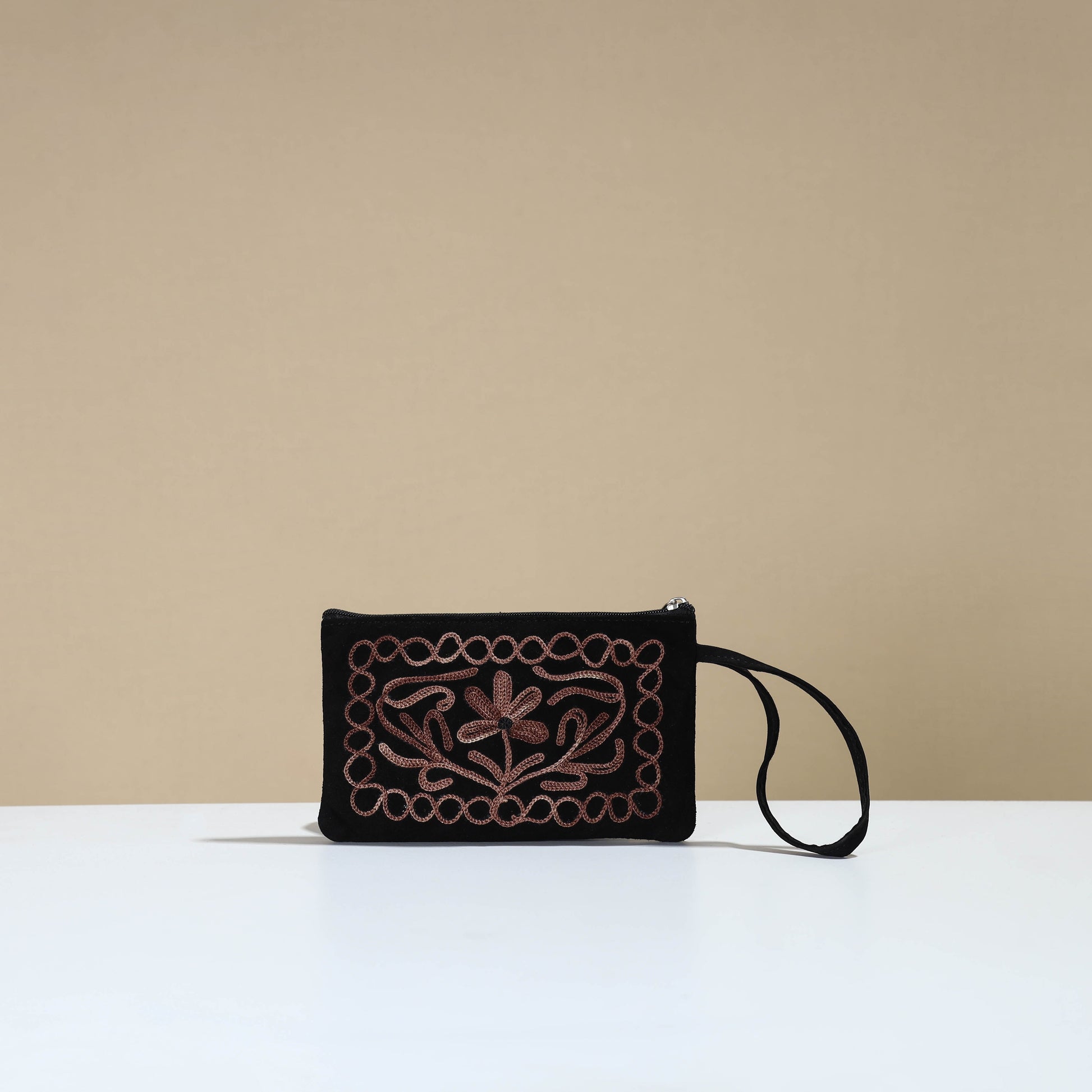 Black - Kashmiri Crewel Hand Embroidery Velvet Coin Purse 03