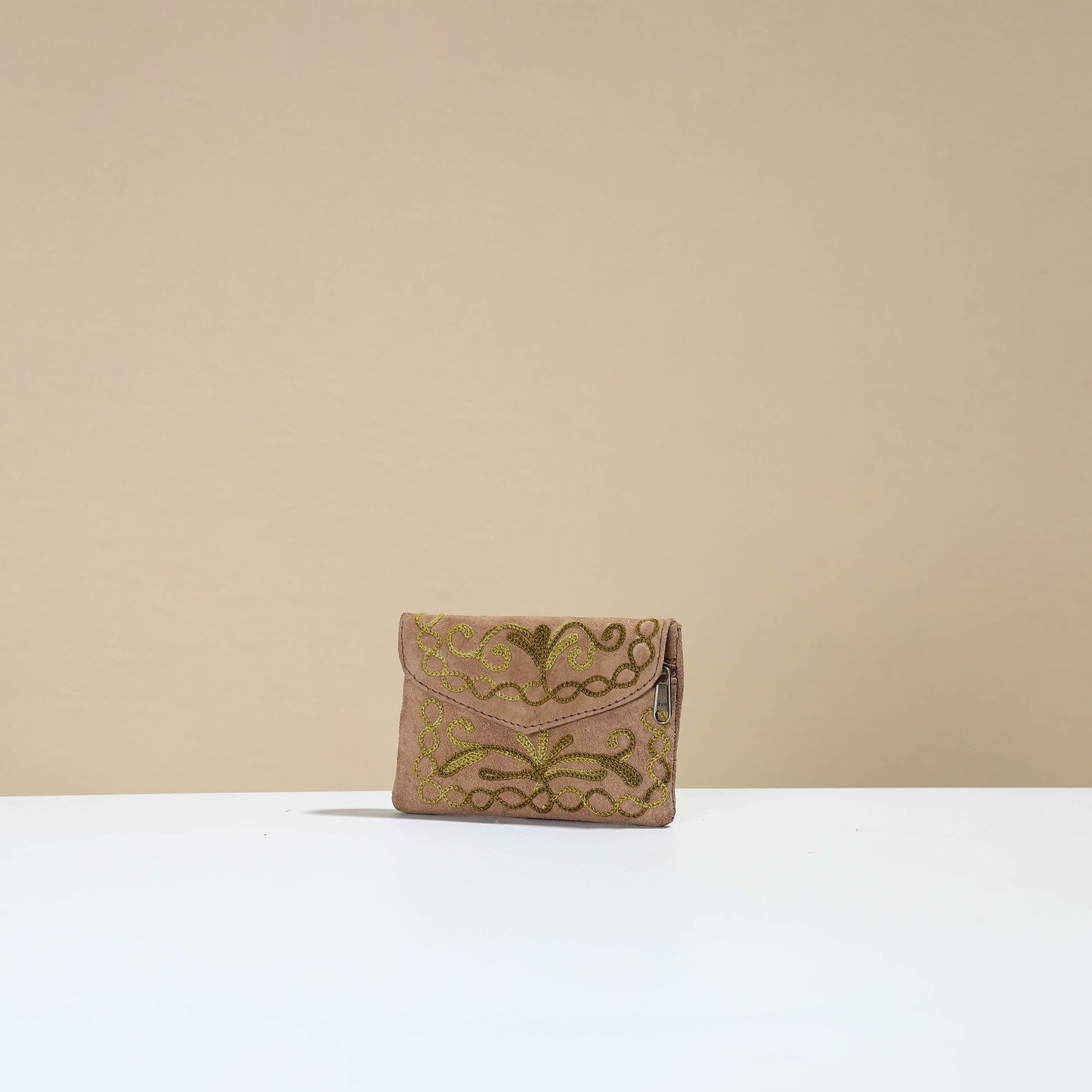 Brown - Kashmiri Crewel Hand Embroidery Velvet Coin Purse 10
