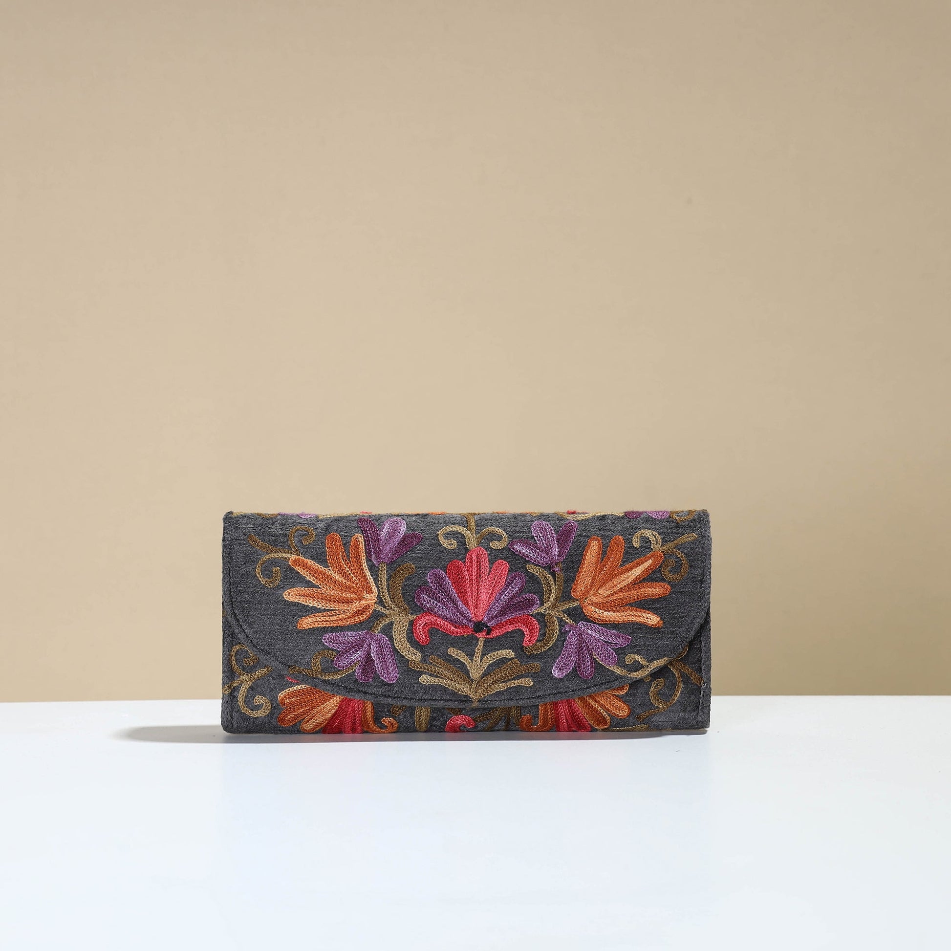 Black - Kashmiri Crewel Hand Embroidery Velvet Travel Wallet 65