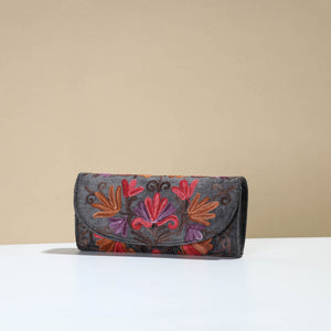 Black - Kashmiri Crewel Hand Embroidery Velvet Travel Wallet 67